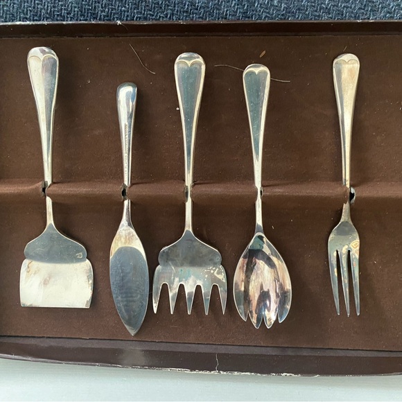 Godinger Silverplated Hor's D'oeuvres set - Picture 2 of 4